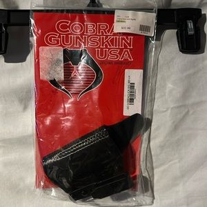Cobra Gunskin USA Left Hand in black